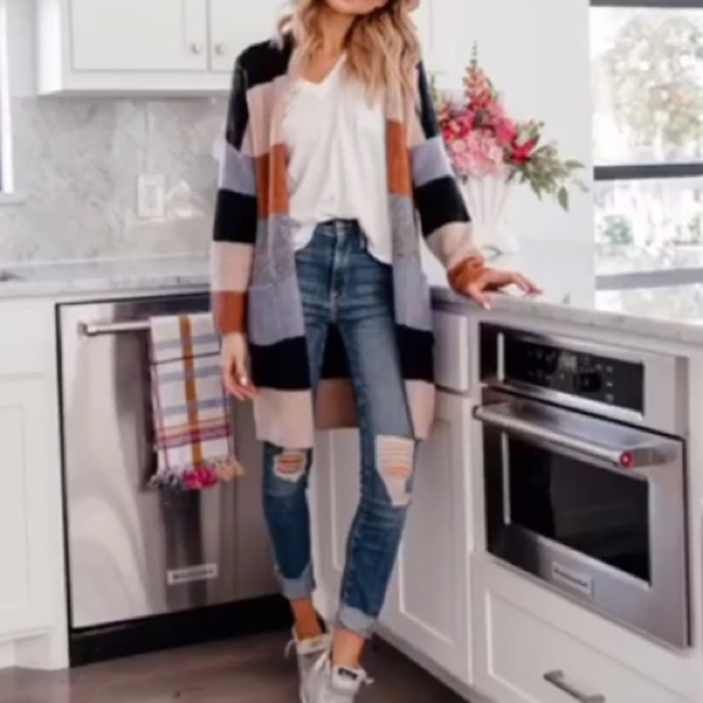 WORN ONCE American Eagle boyfriend cardigan